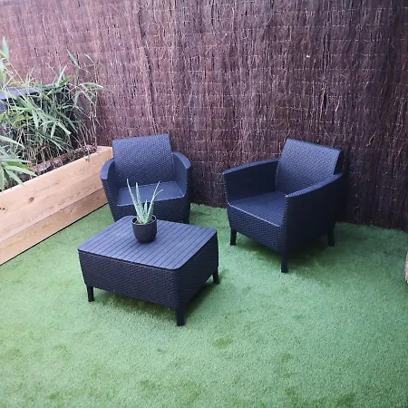 Bed & Breakfast V&spa 2 D'hotes Avec Privatif Dont Avec Un Sauna