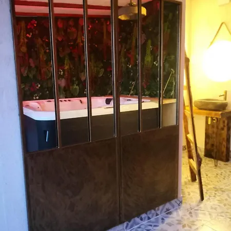 V&spa 2 D'hotes Avec Privatif Dont Avec Un Sauna 3*