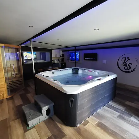 Bed & Breakfast V&spa 2 D'hotes Avec Privatif Dont Avec Un Sauna
