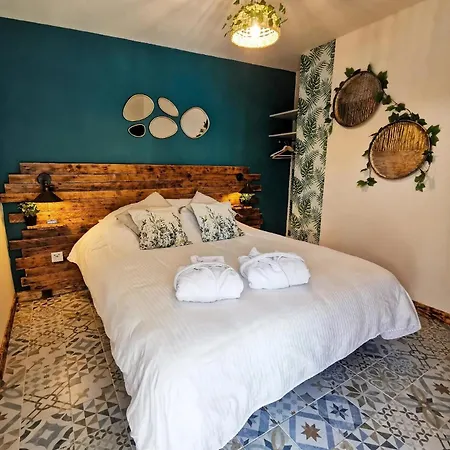 V&spa 2 D'hotes Avec Privatif Dont Avec Un Sauna Bed & Breakfast