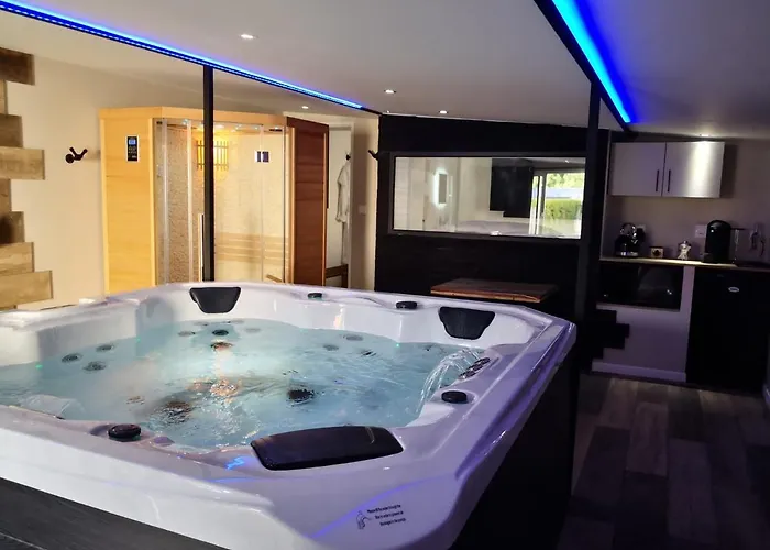 V&spa 2 D'hôtes Avec Privatif Dont Avec Un Sauna Couette-café 3*