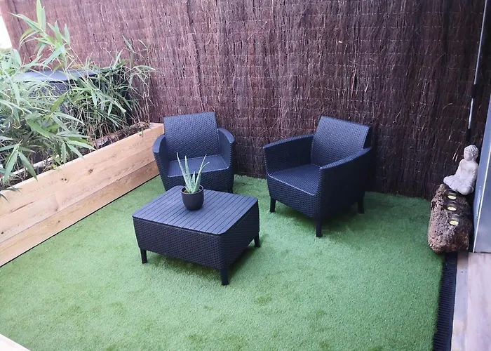 Couette-café V&spa 2 D'hôtes Avec Privatif Dont Avec Un Sauna