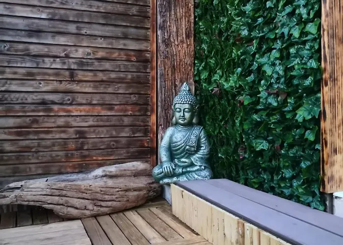 Couette-café V&spa 2 D'hôtes Avec Privatif Dont Avec Un Sauna 3*